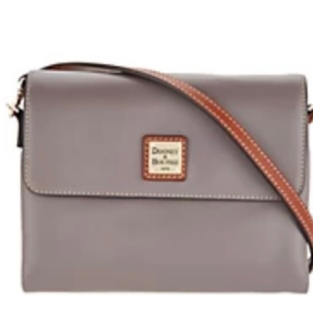Gently Used Dooney & Bourke Leather Hunter Crossbody!